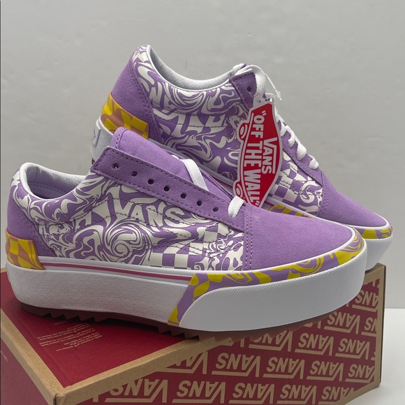 Vans WMNS Old Skool Stacked
Wavy Daze Sheer Lilac
VN0A4U15BD9 Platform Sneakers - Picture 7 of 16